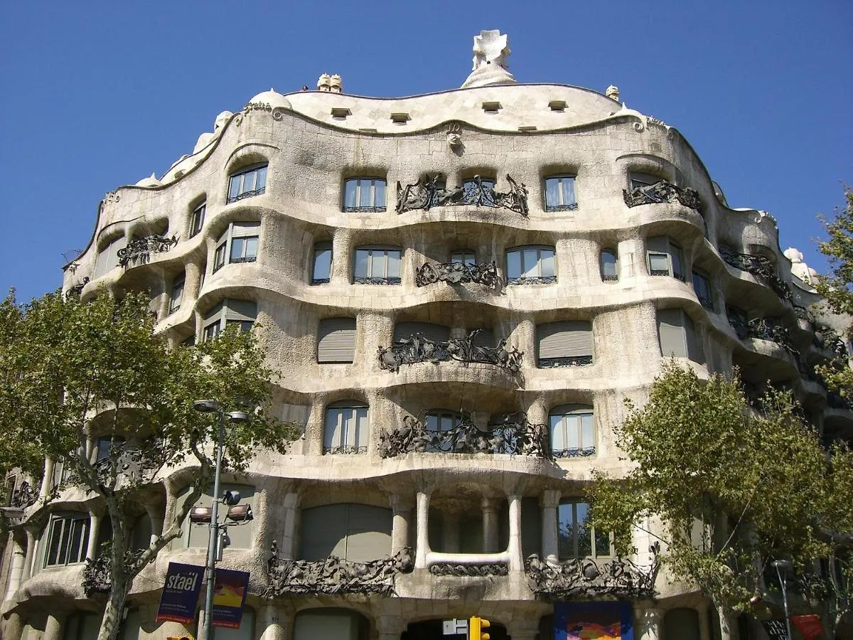Higuests - Poblesec Apartment Barcelona